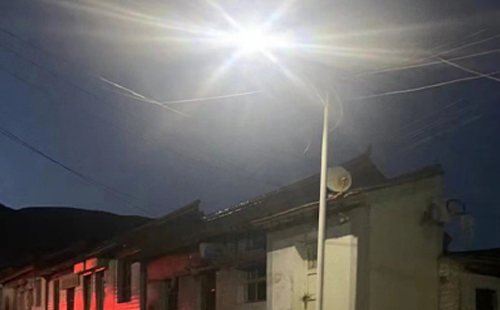 农村院子里最适合的红寺堡太阳能路灯亮度与安装要点 农村院子里最适合的红寺堡太阳能路灯亮度与安装要点