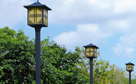 太阳能红寺堡庭院灯怎么选亮度与续航更耐用 太阳能红寺堡庭院灯怎么选亮度与续航更耐用